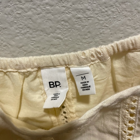 BP Floral Tank 🌸 - Picture 5 of 9